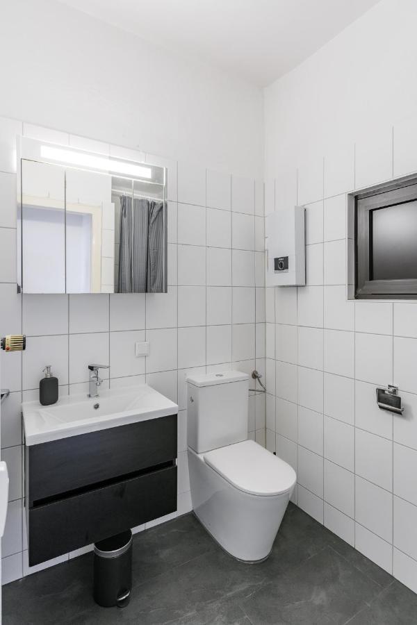 Flats 4 You, Moderne City Wohnung Naehe Hbf, Due-Messe 20 Min, Netflix, Kueche Duisburg Eksteriør bilde